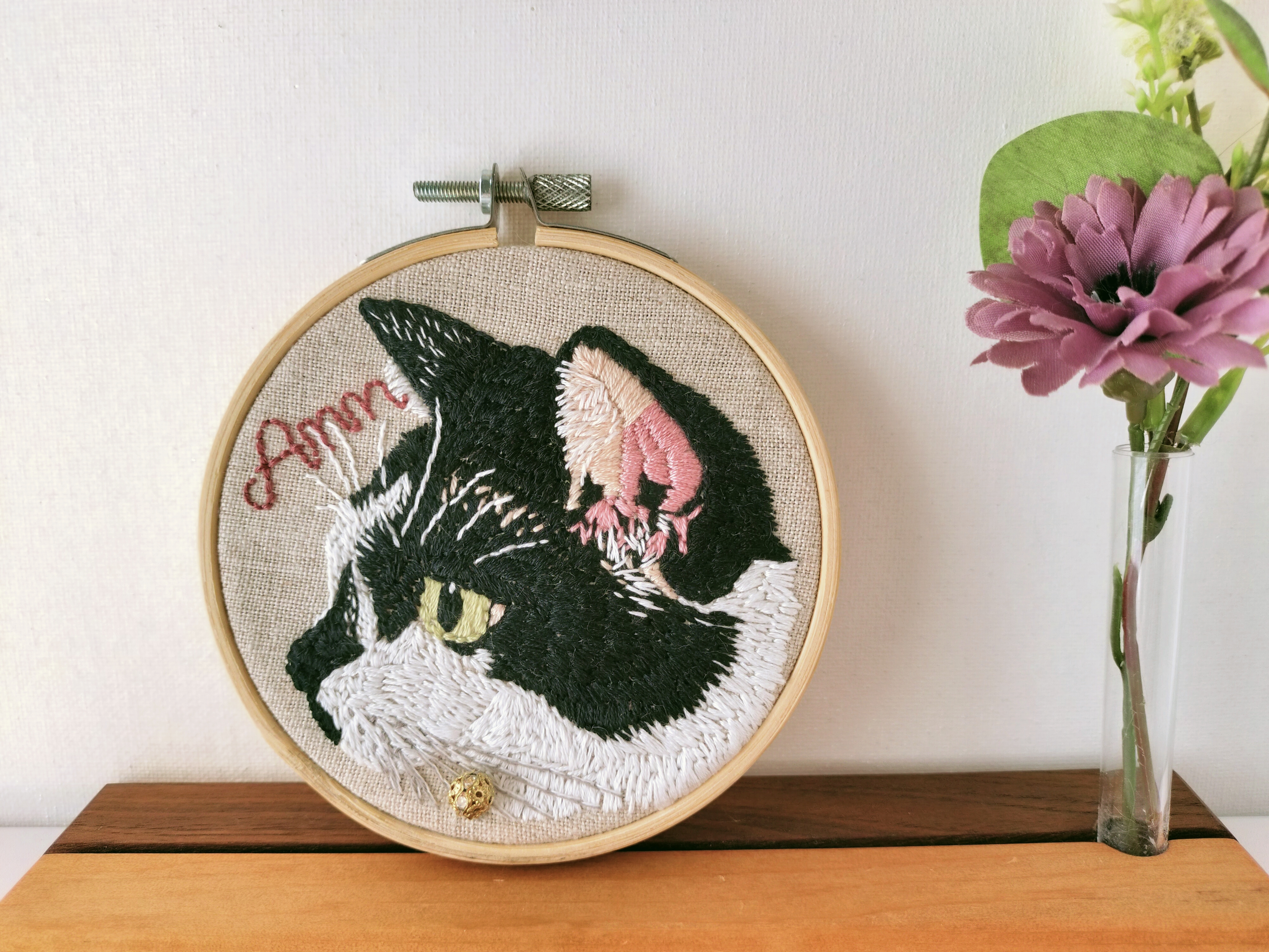 Annの刺繍作品を飾った様子