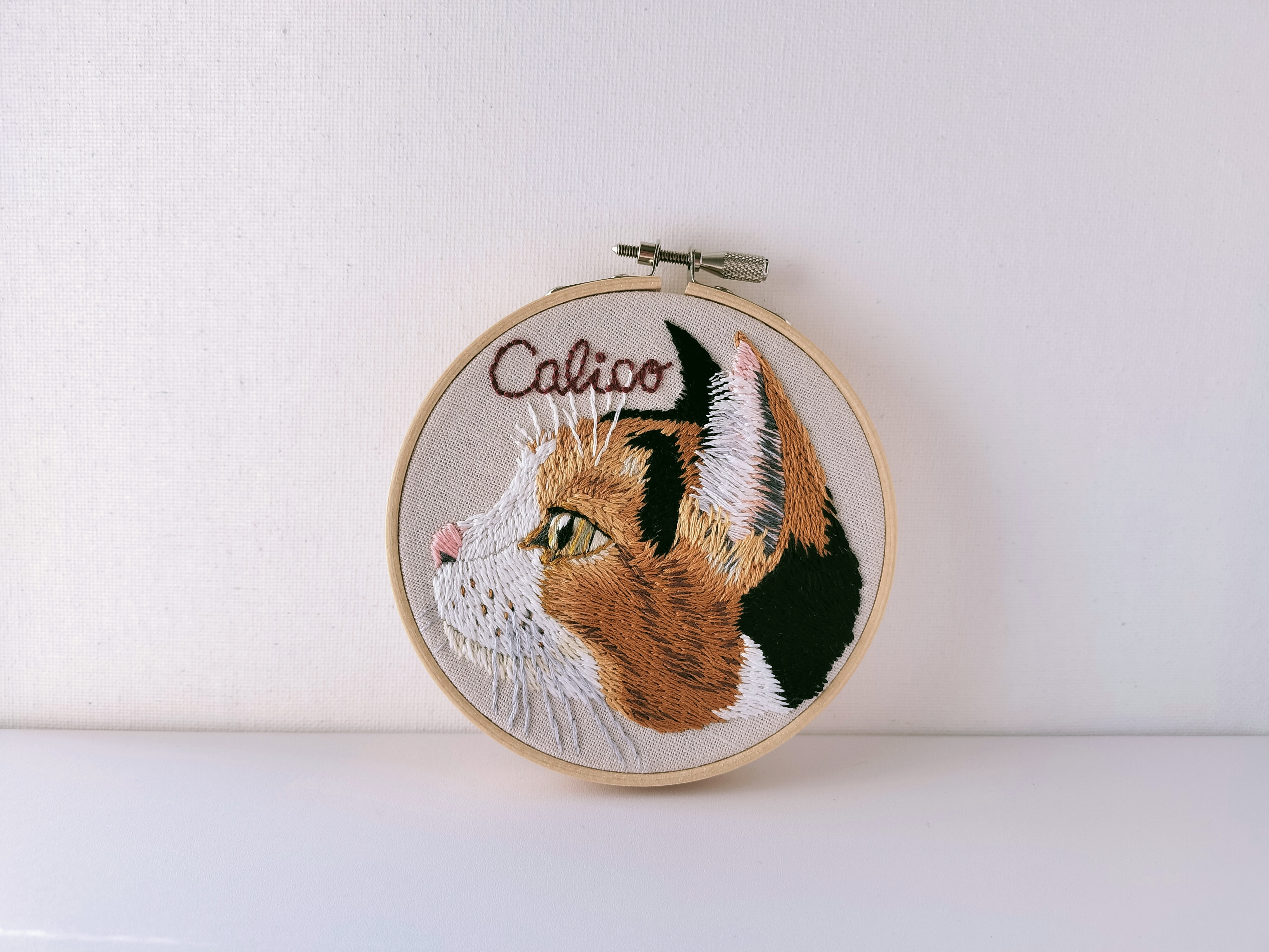 Calicoの猫刺繍作品